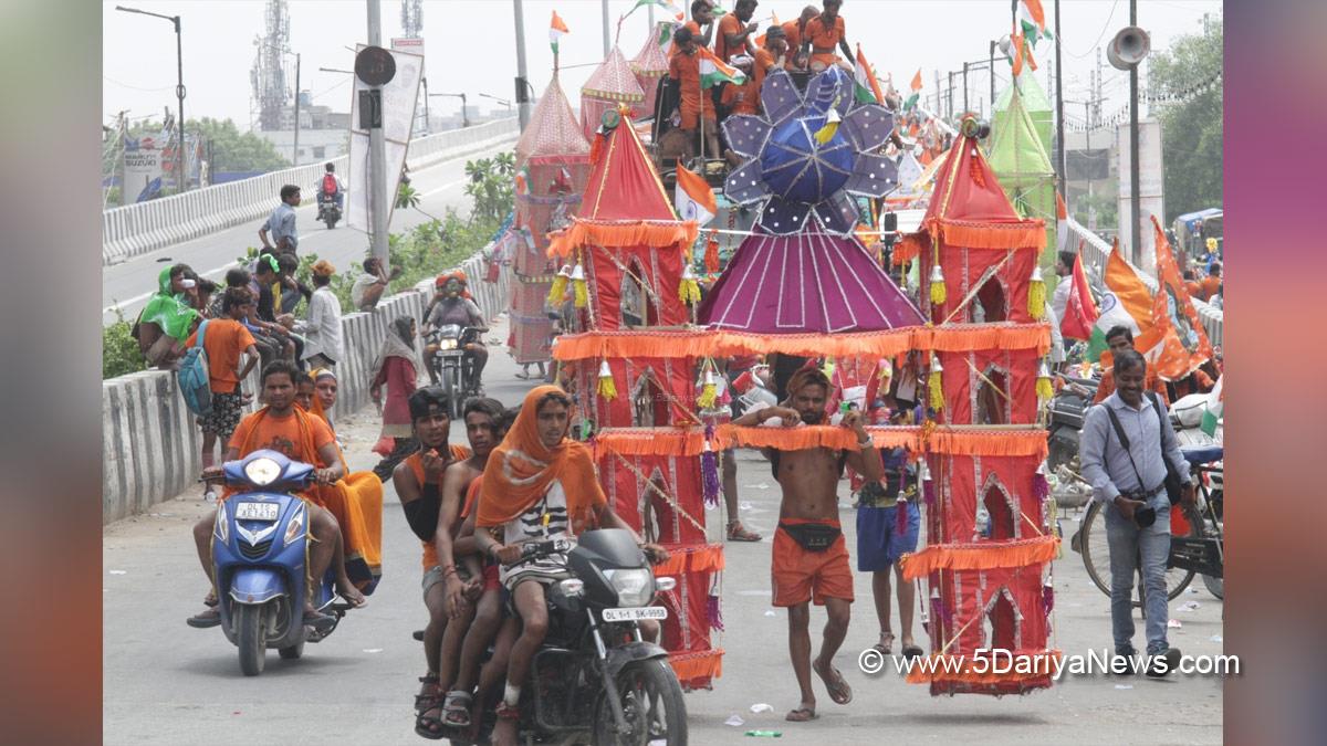 Kanwar Yatra , Kanwar Yatra 2022 , Hathras Accident , Hathras Accident News , Kanwariyas , Kanwariyas Accident , Kanwariyas Ramped , Kanwariyas Killed , Kanwariyas Hathras Accident , Kanwariyas Hathras Accident News, Kanwariyas Hathras Accident News Today, Kanwariyas Hathras Accident News In Hindi