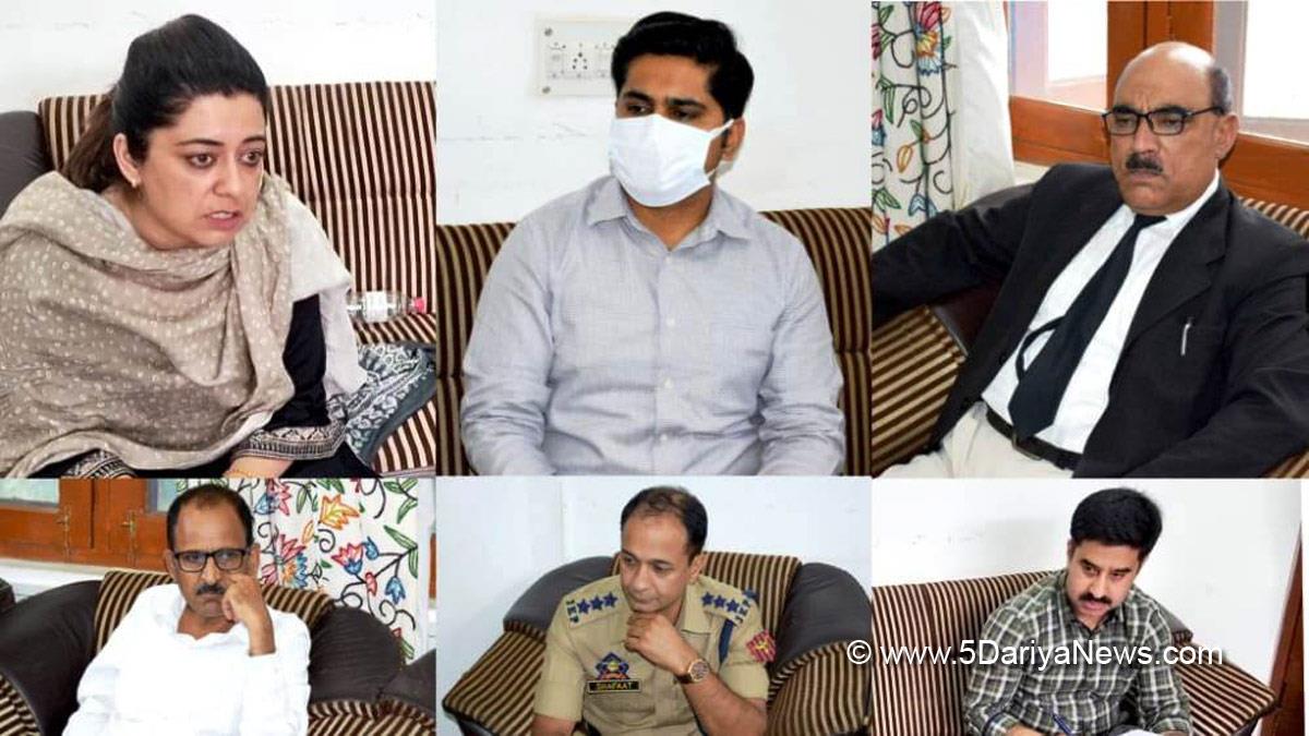 Bandipora, Deputy Commissioner Bandipora, Dr Owais Ahmad, Kashmir, Jammu And Kashmir, Jammu & Kashmir, Release of UTRC@75, Azadi Ka Amrit Mahotsav, 75th Anniversary of Indian Independence, 75th years of Independence, National Legal Services Authority