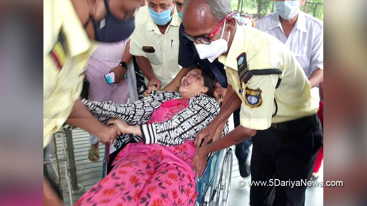 Crime News India, Crime News, Scam, WBSSC Scam, West Bengal School Service Commission, WBSSC, Arpita Mukherjee, Who Is Arpita Mukherjee, Arpita Mukherjee ED Raid, Arpita Mukherjee ED Raid News, ED Raid, ED Raid West Bengal, Partha Chatterjee