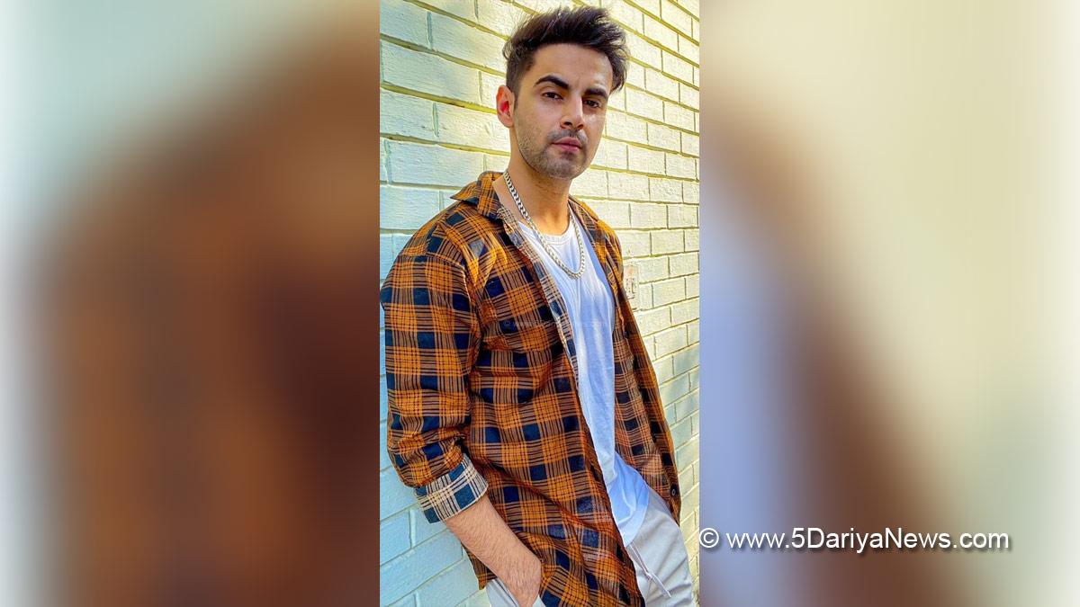 TV, Television, Entertainment, Mumbai, Actor, Actress, Mumbai News, Kumkum Bhagya, Zeeshan Khan, Pulkit Bangia