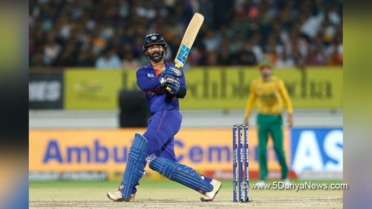 Sports News, Cricket, Cricketer, Player, Bowler, Batsman, Dinesh Karthik
