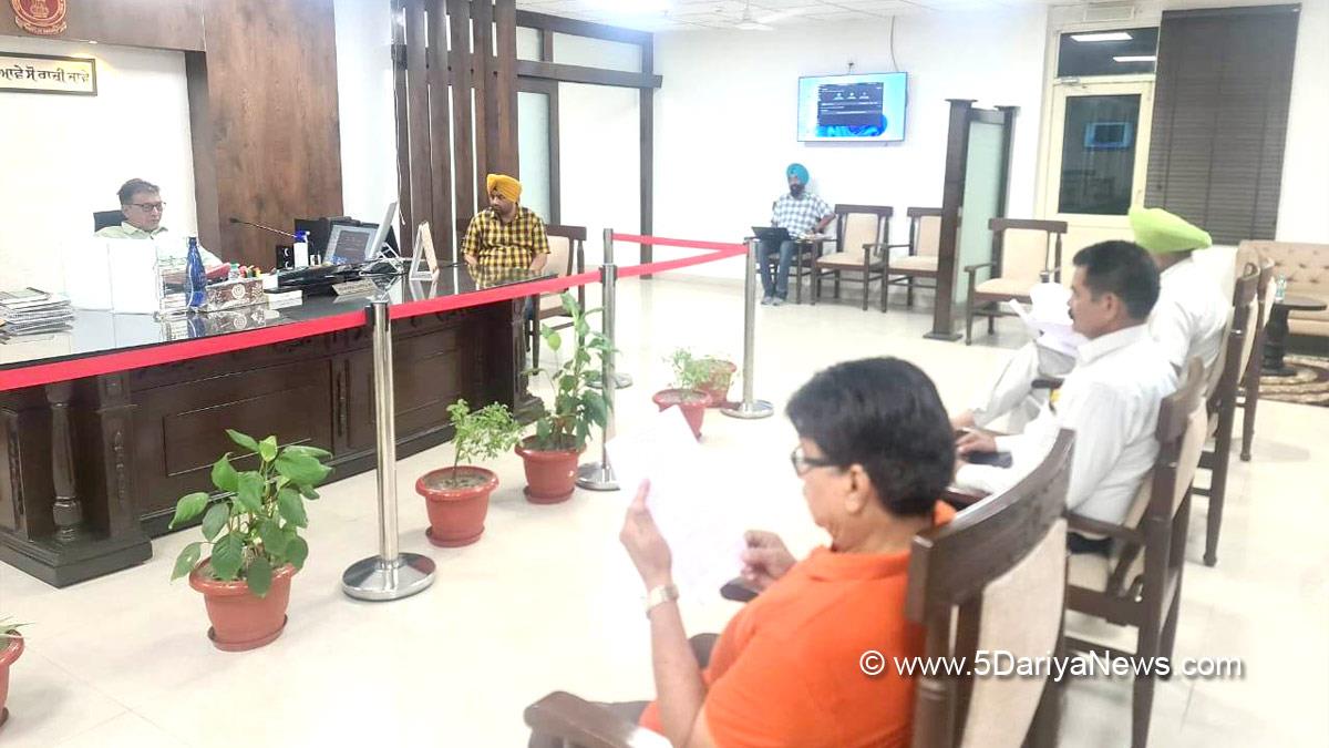 DC Gurdaspur, Mohammad Ishfaq, Gurdaspur, Deputy Commissioner Gurdaspur