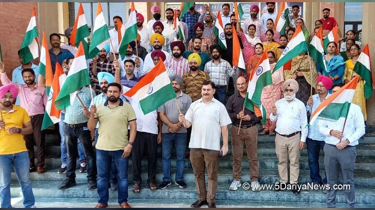 DC Tarntaran, Monish Kumar, Tarntaran, Deputy Commissioner Tarntaran