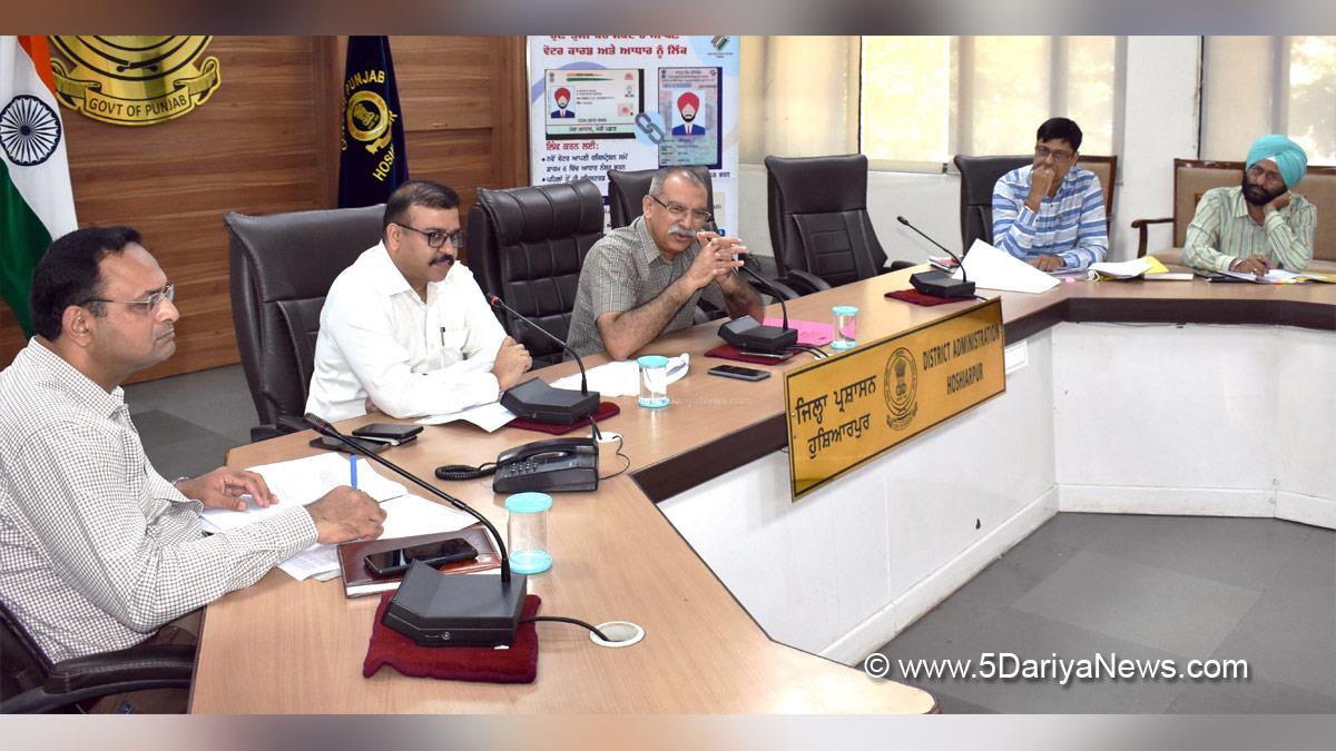DC Hoshiarpur, Deputy Commissioner Hoshiarpur, Sandeep Hans, Hoshiarpur