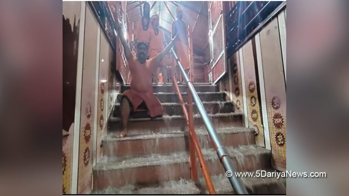 Religious, Uttar Pradesh, Ganga River, Prayagraj, Temple, Bade Hanuman, Bade Hanuman Temple, Jai Bajrangbali