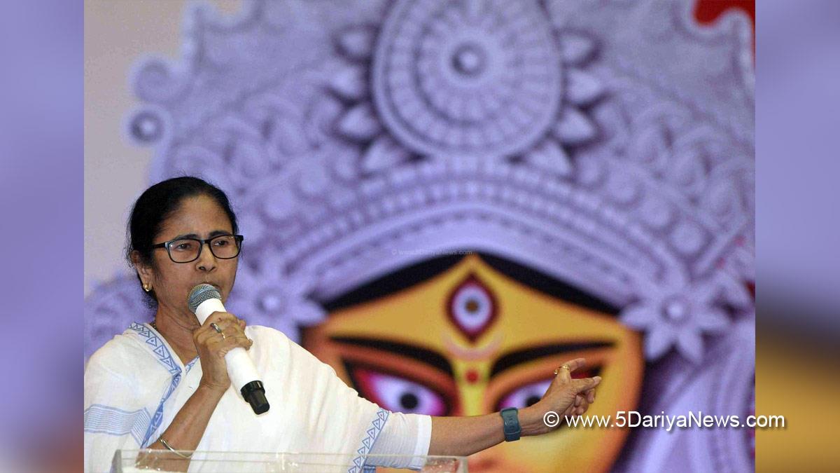 Mamata Banerjee, All India Trinamool Congress, Kolkata, Chief Minister of West Bengal, West Bengal, Durga pujas 