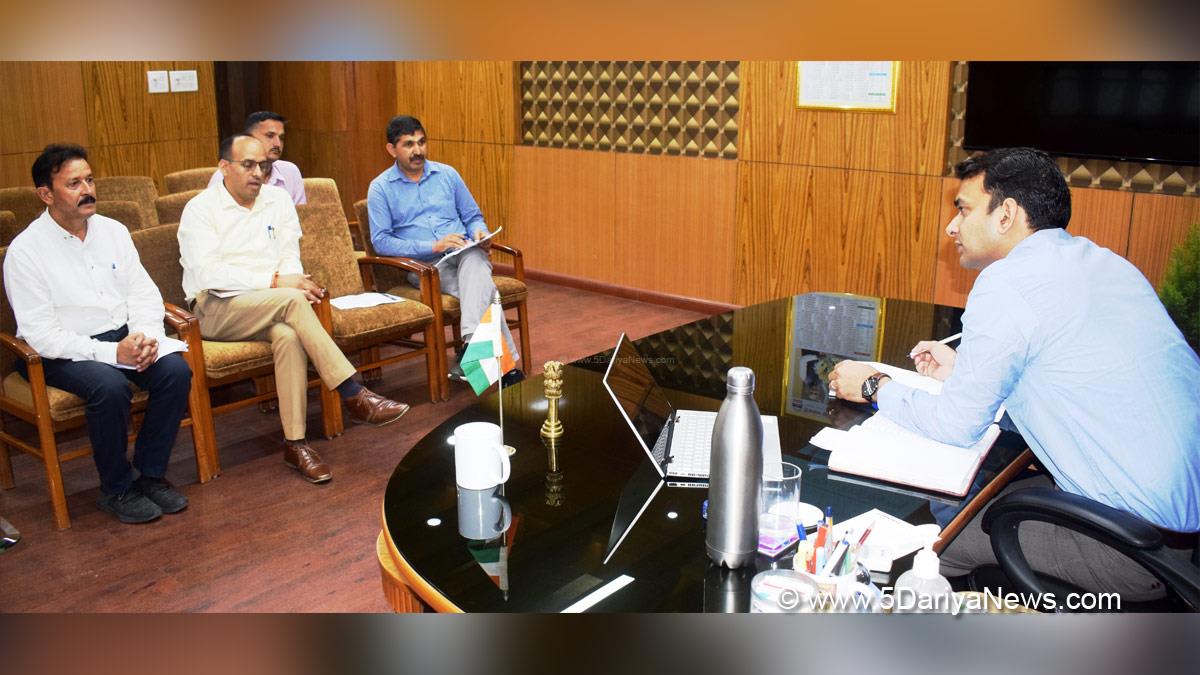DC Kullu, Deputy Commissioner, Kullu, Ashutosh Garg