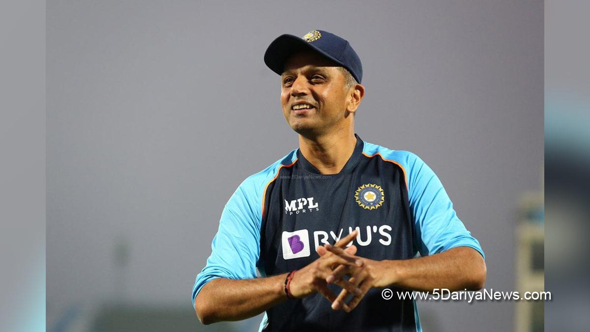 Sports News, Cricket, Cricketer, Player, Bowler, Batsman, Ravi Shastri, Rahul Dravid