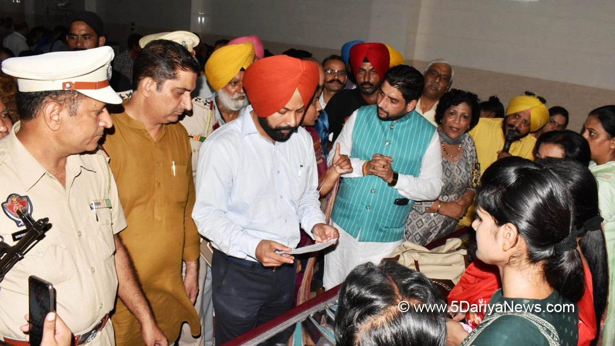 DC Jalandhar, Jaspreet Singh, Jalandhar, Deputy Commissioner Jalandhar, Sheetal Angural, Kartarpur, AAP, Aam Aadmi Party, Aam Aadmi Party Punjab, AAP Punjab