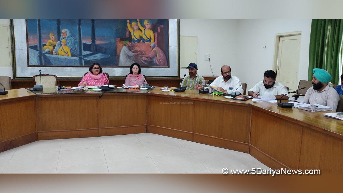DC Fatehgarh Sahib, Parneet Shergill, Fatehgarh Sahib, Deputy Commissioner Fatehgarh Sahib 