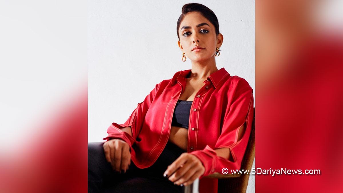 Tollywood, Entertainment, Actor, Actress, Cinema, Movie, Telugu Films, Mrunal Thakur, Sita Ramam, Dulquer Salman, Rashmika Mandana