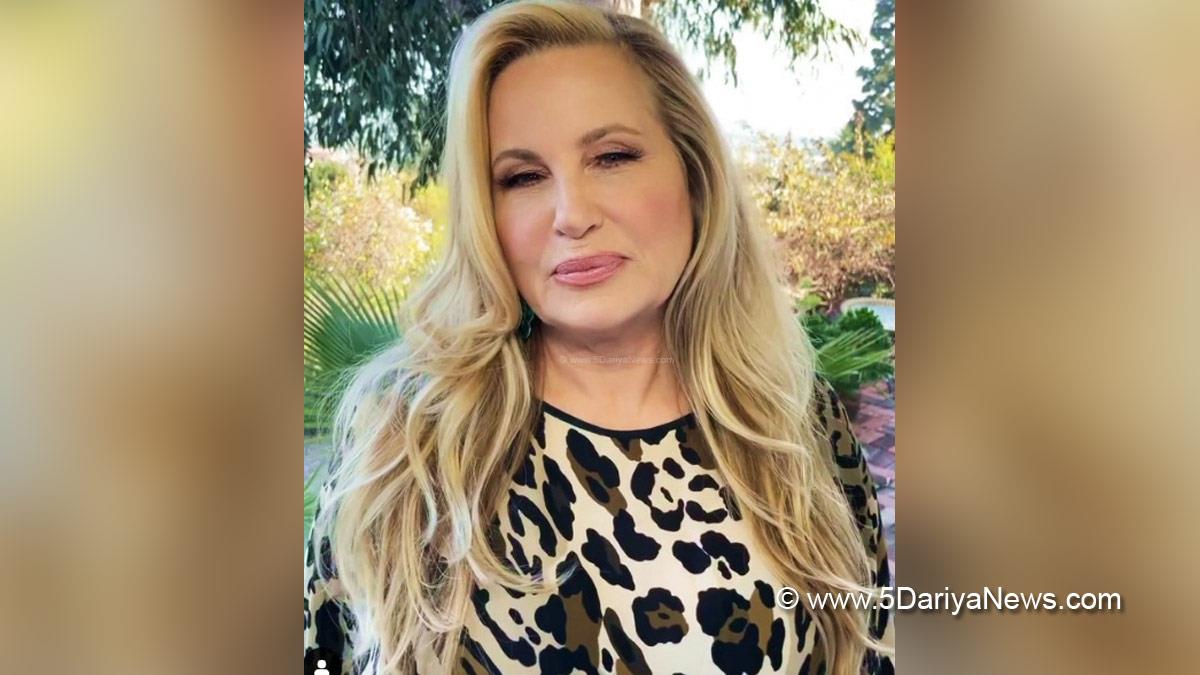 Hollywood, Los Angeles, Actress, Actor, Cinema, Movie, The White Lotus, Jennifer Coolidge