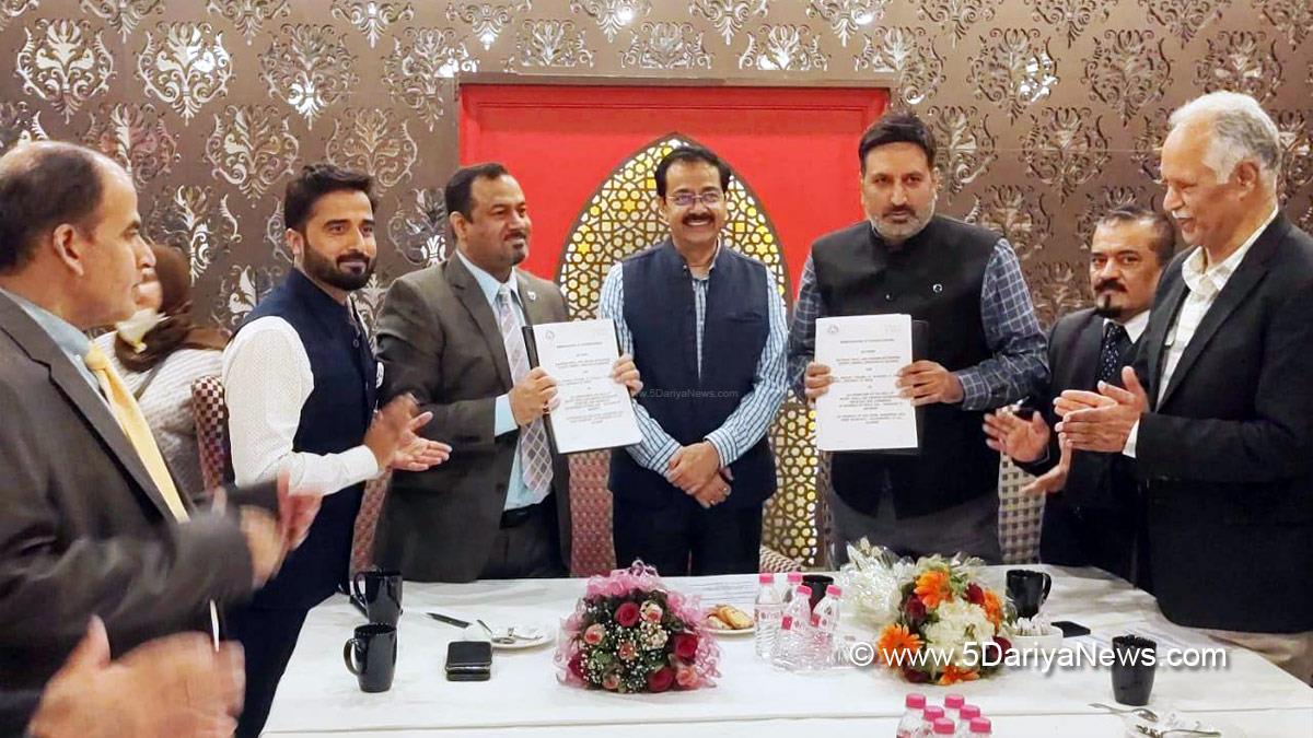 Vivek Bharadwaj, Kashmir, Jammu And Kashmir, Jammu & Kashmir, Kashmir Chamber of Commerce & Industry, KCCI, Bahrain Small & Medium Enterprises Society, BSMES, Sheikh Ashiq Ahmad  
