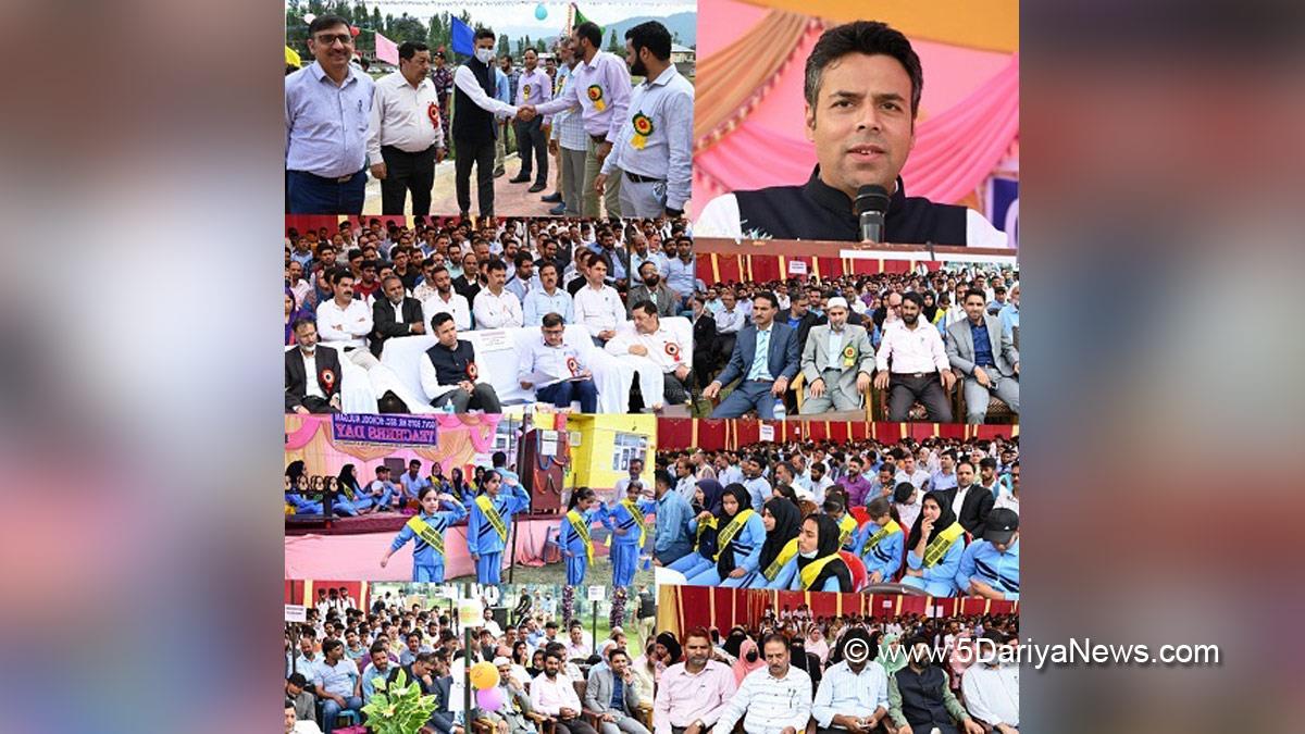Kulgam, Deputy Commissioner Kulgam, Dr. Bilal Mohi-Ud-Din Bhat, Kashmir, Jammu And Kashmir, Jammu & Kashmir, GBHSS, Teachers Day, Nazir Ahmad Wani, GBHSS, Dr. Sarvepalli Radhakrishnan, Dr. Sarvepalli Radhakrishnan