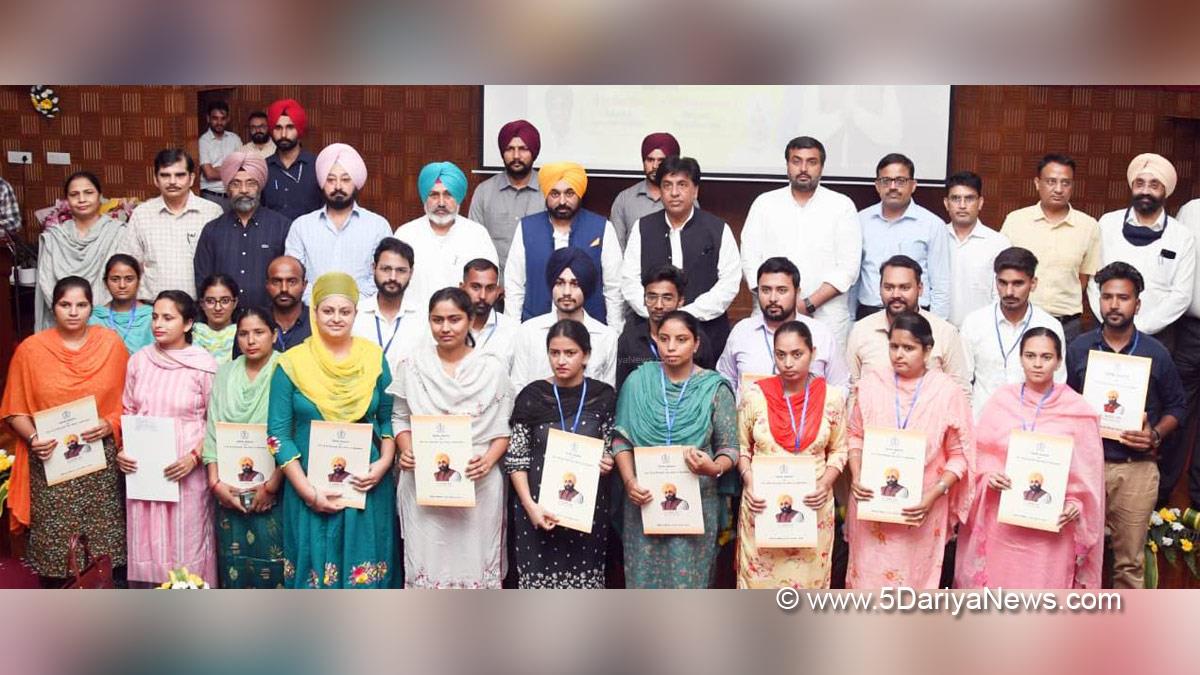 Bhagwant Mann, AAP, Aam Aadmi Party, Aam Aadmi Party Punjab, AAP Punjab, Government of Punjab, Punjab Government, Punjab, Chief Minister Of Punjab, Brahm Shankar Jimpa, Chetan Singh Jauremajra