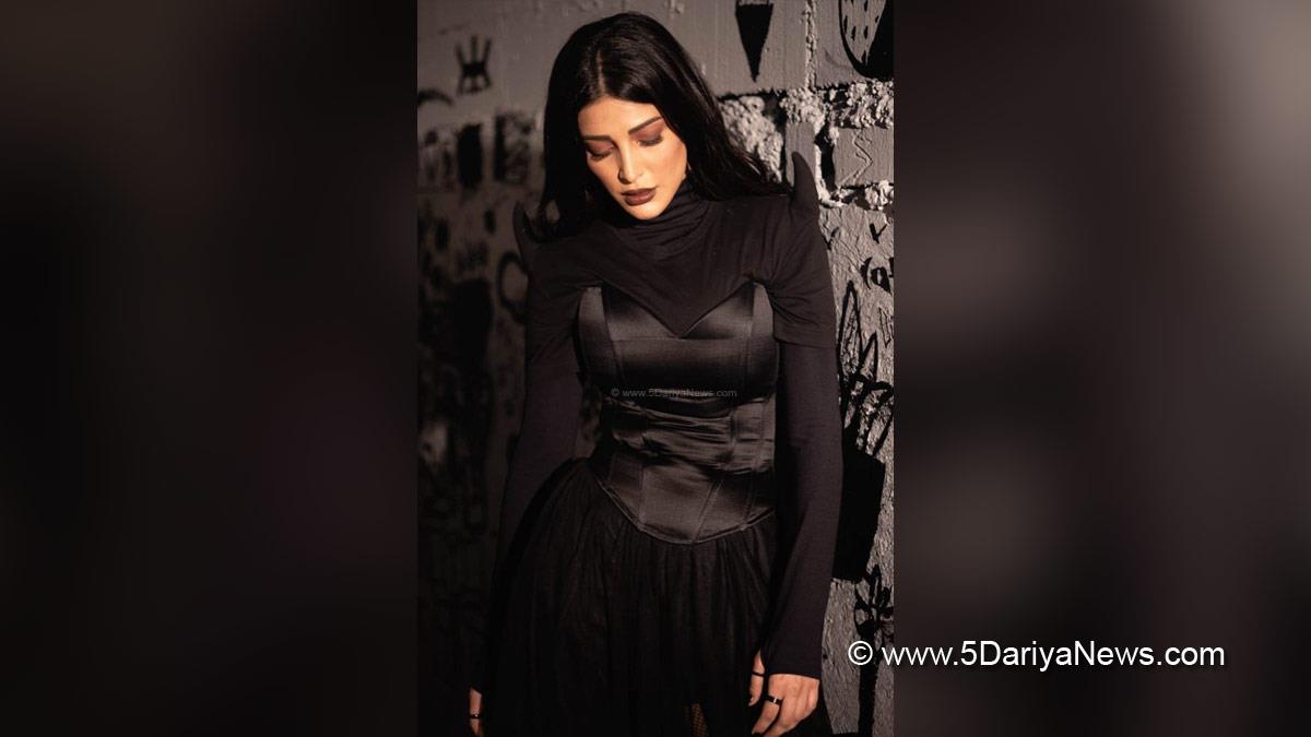 Shruti Haasan, Bollywood, Entertainment, Mumbai, Actress, Cinema, Hindi Films, Movie, Mumbai News, Heroine, Music, She Is A Hero