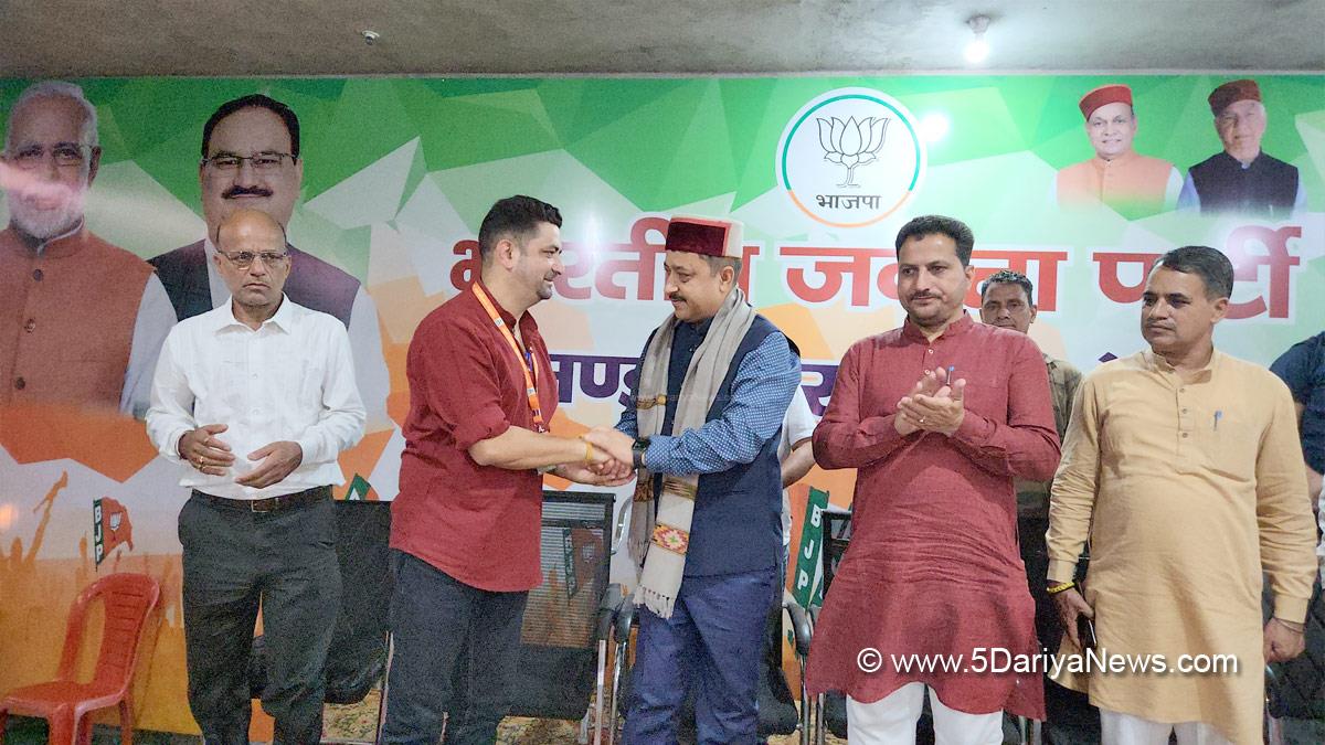 Suresh Kashyap, Himachal Pradesh, Himachal, Bharatiya Janata Party, BJP, BJP Himachal, Shimla, BJP Himachal Pradesh, Mandi, Rakesh Jamwal