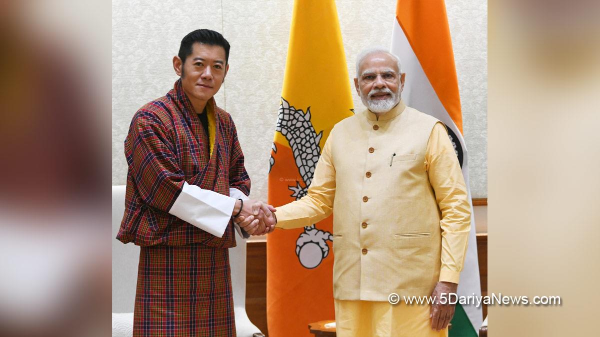 Narendra Modi, Modi, BJP, Bharatiya Janata Party, Prime Minister of India, Prime Minister, Narendra Damodardas Modi, Bhutan King Jigme Khesar Namgyel Wangchuck