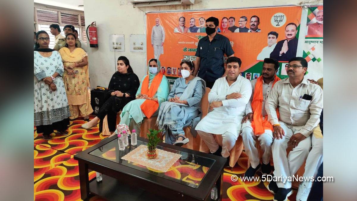 Kirron Kher, Bharatiya Janata Party, BJP, BJP Chandigarh, Arun Sood