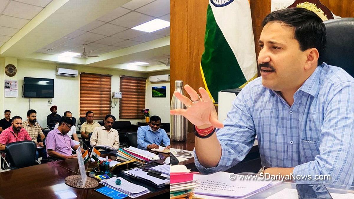 Kathua, DDC Kathua, District Development Commissioner Kathua, Rahul Pandey, Kashmir, Jammu And Kashmir, Jammu & Kashmir, Amnesty Scheme, Uttam Singh