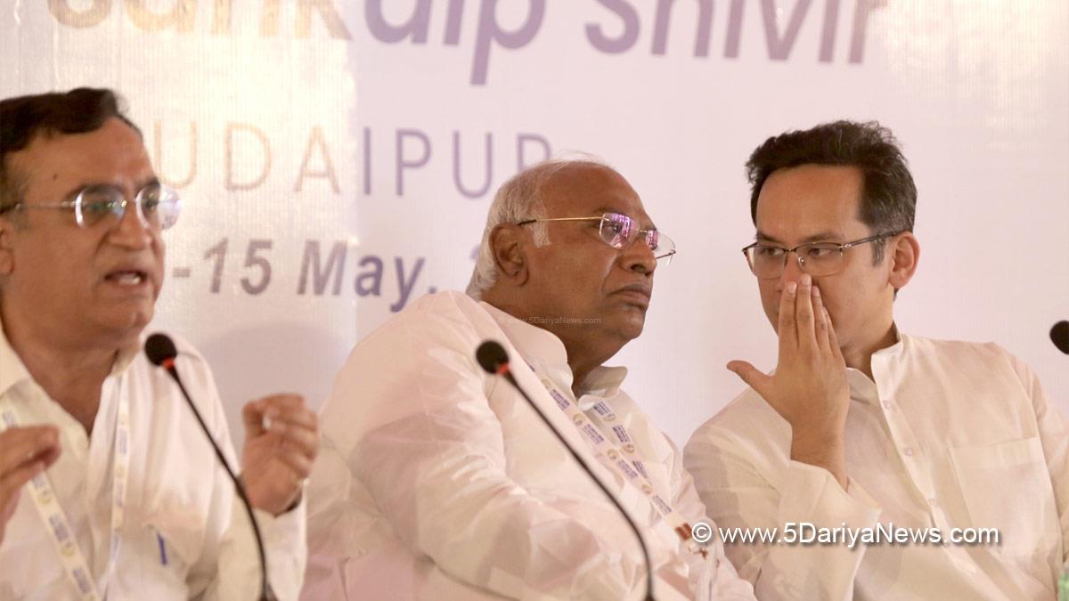 Mallikarjun Kharge, Indian National Congress, Congress, All India Congress Committee, Ajay Maken