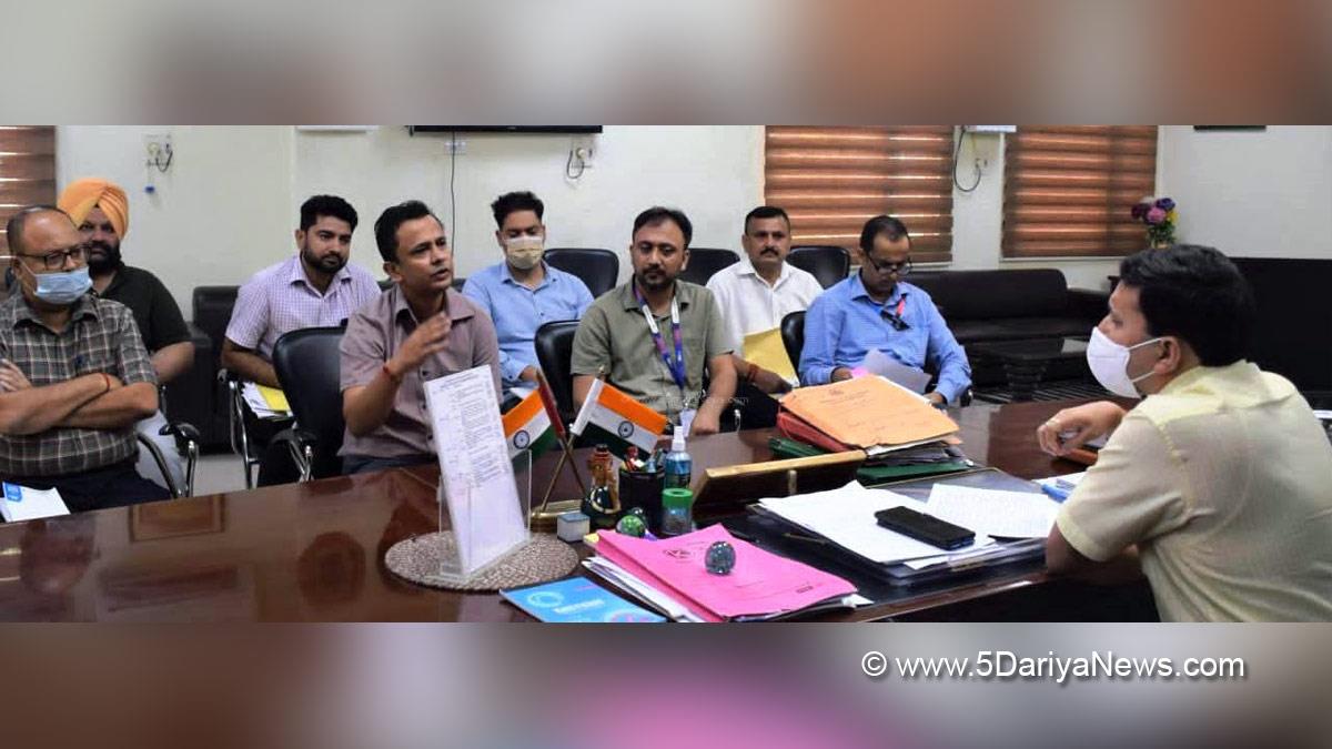 Kathua, DDC Kathua, District Development Commissioner Kathua, Rahul Pandey, Kashmir, Jammu And Kashmir, Jammu & Kashmir, District Administration Kathua, DLTFC, District Level Task Force Committee