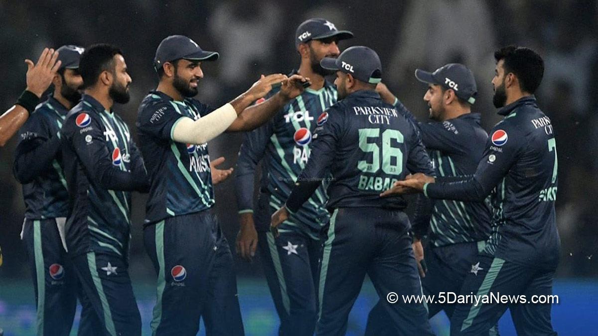 Sports News, Cricket, Cricketer, Player, Bowler, Batsman, Pak Vs Eng, Pakistan Vs England, 5th T20I, T20I Series, Moeen Ali, Aamer Jamal