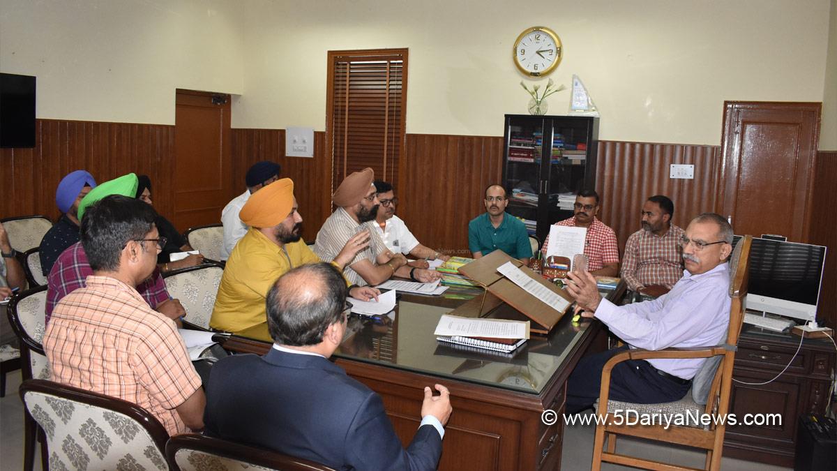 DC Hoshiarpur, Deputy Commissioner Hoshiarpur, Sandeep Hans, Hoshiarpur