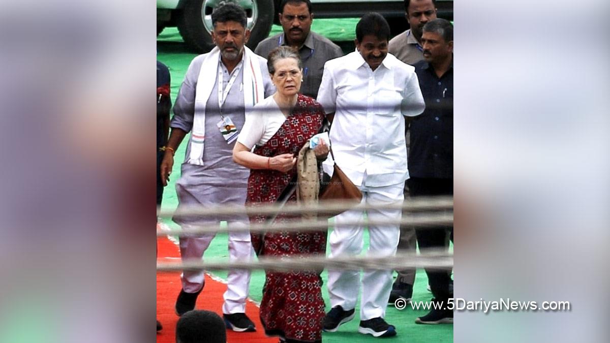 Sonia Gandhi, Indian National Congress, Congress, All India Congress Committee, Karnataka, Bharat Jodo Yatra
