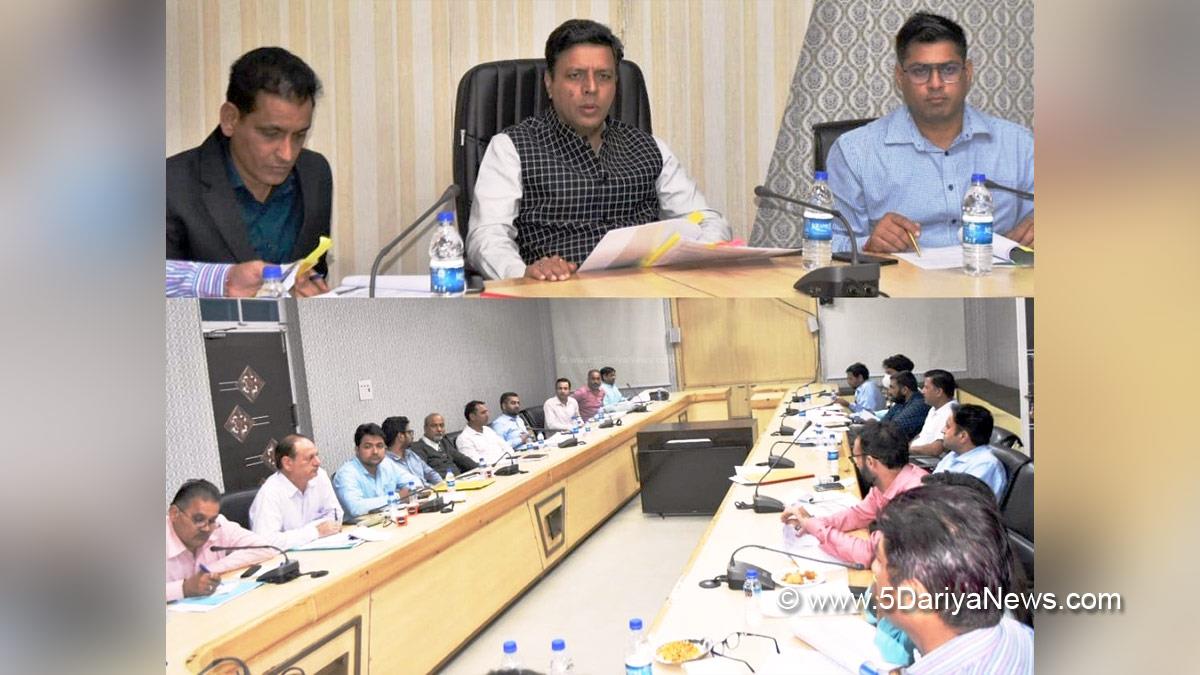 Rajouri, DDC Rajouri, District Development Commissioner Rajouri, Vikas Kundal, Kashmir, Jammu And Kashmir, Jammu & Kashmir, District Administration Rajouri, Sanjeev Verma