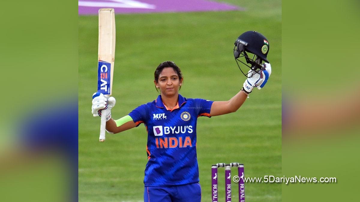Sports News, Cricket, Cricketer, Player, Bowler, Batswoman, Harmanpreet Kaur, Womens Big Bash League, WBBL