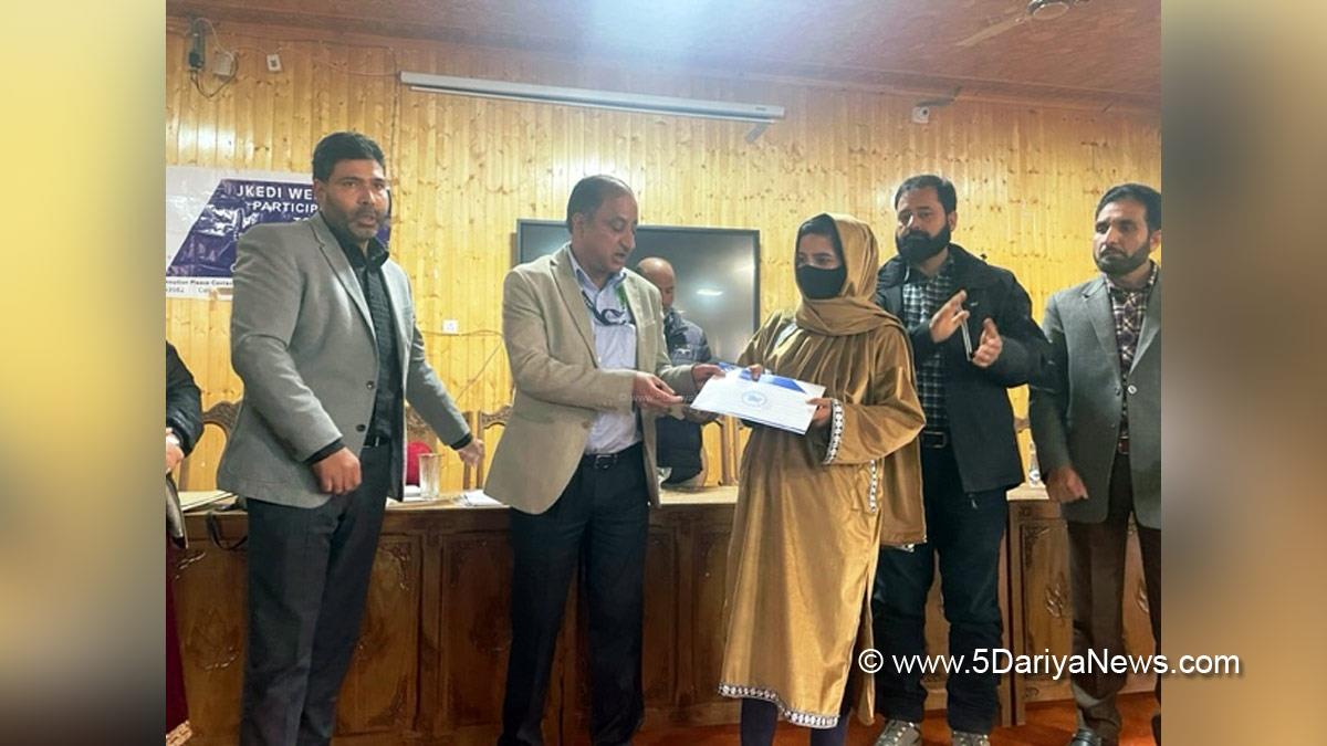 Ajaz Ahmad Bhat, Jammu and Kashmir Entrepreneurship Development Institute, JKEDI, Entrepreneurship Awareness Programme, EAP, Jammu And Kashmir, Jammu & Kashmir