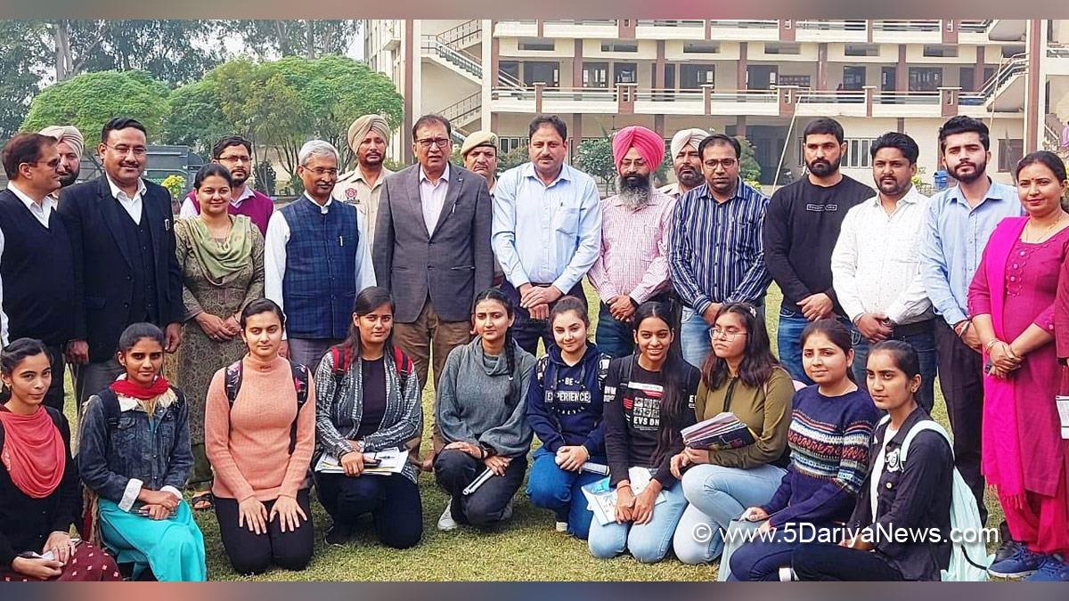 DC Gurdaspur, Mohammad Ishfaq, Gurdaspur, Deputy Commissioner Gurdaspur