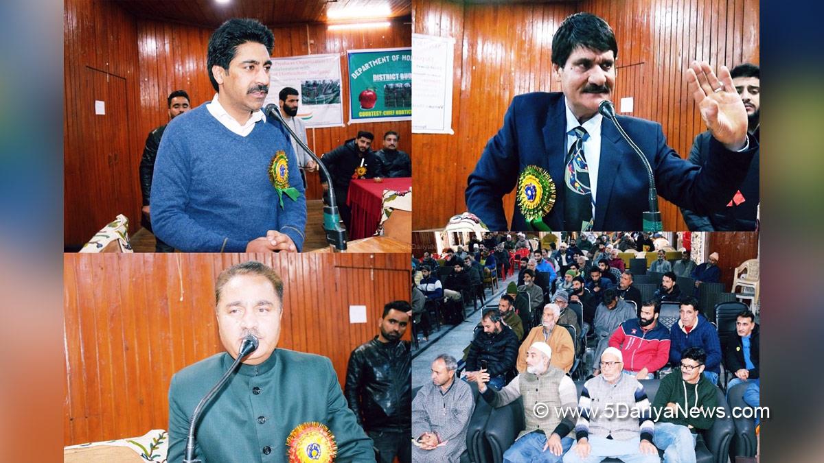 Budgam, Deputy Commissioner Budgam, DC Budgam, S F Hamid, Kashmir, Jammu And Kashmir, Jammu & Kashmir, District Administration Budgam, Department of Horticulture Budgam, Farmer Producer Organization, FPO