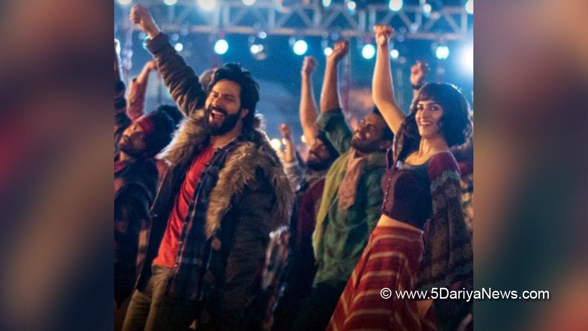 Varun Dhawan, Kriti Sanon, Bollywood, Entertainment, Mumbai, Actor, Actress, Cinema, Hindi Films, Movie, Mumbai News, Bhediya, Bhediya Movie, Bhediya Tittle Track, Bhediya Movie Tittle Track, Jungle Mein Kaand