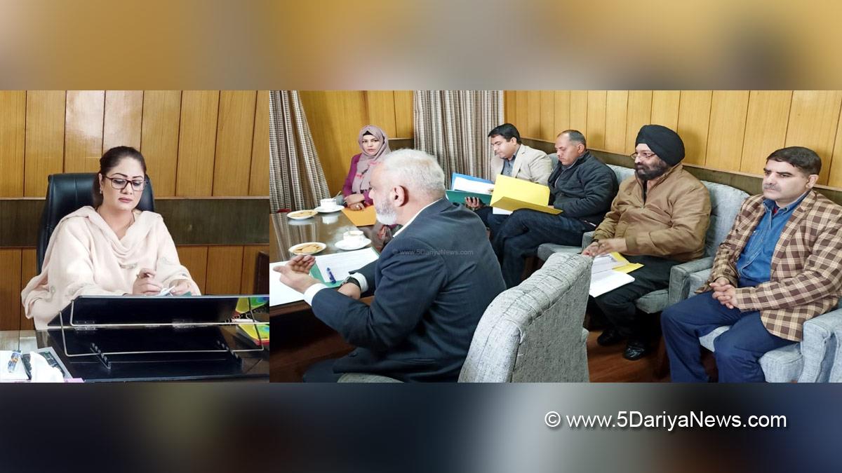 Jammu, Dr. Hina Shafi Bhat, Vice Chairperson KVIB, Scheme of Fund for Regeneration of Traditional Industries, SFURTI, Jammu And Kashmir, Jammu & Kashmir