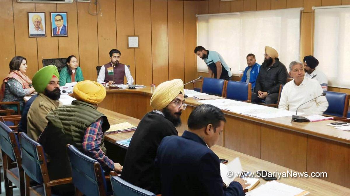 Dinesh Chadha, AAP, Aam Aadmi Party, Aam Aadmi Party Punjab, AAP Punjab, DC Ropar, Preeti Yadav, Deputy Commissioner Ropar, Rupnagar, Ropar