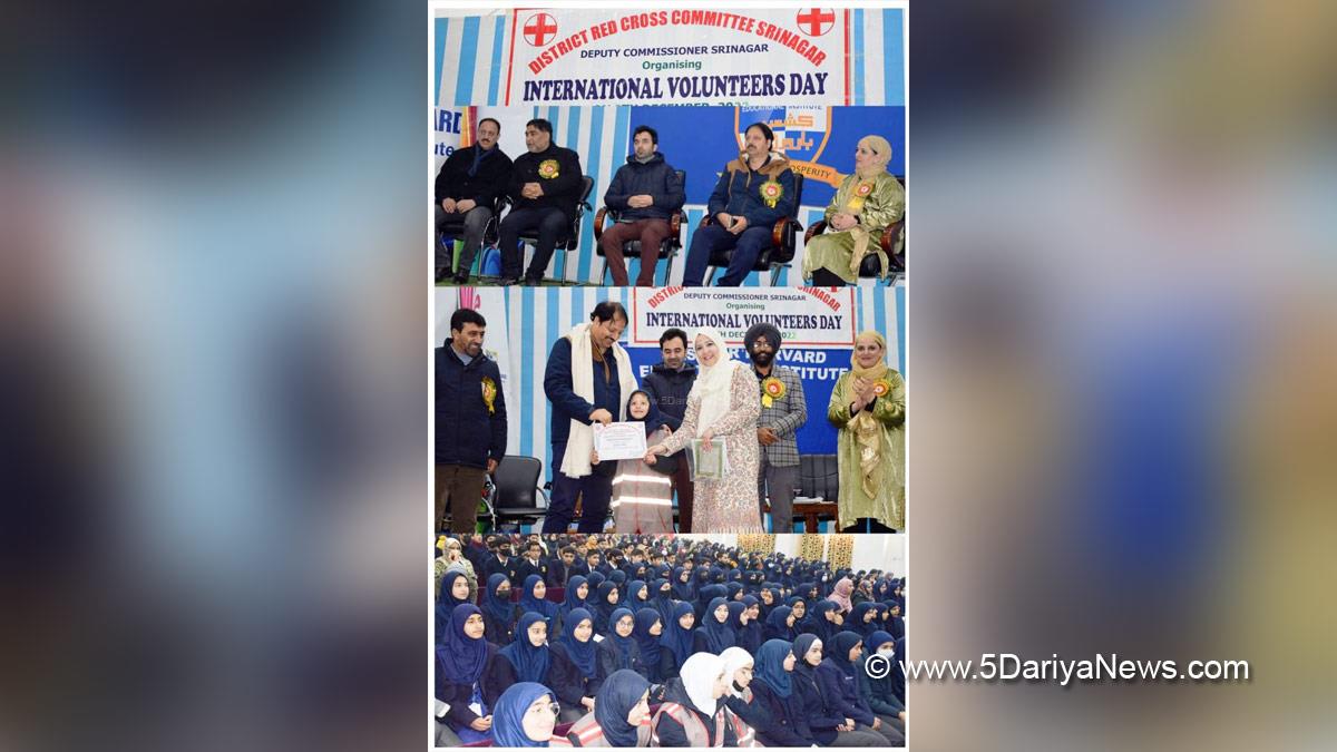 Srinagar, Additional Deputy Commissioner Srinagar, Dr Syed Haneef Balkhi, Jammu And Kashmir, Jammu & Kashmir, International Volunteers Day