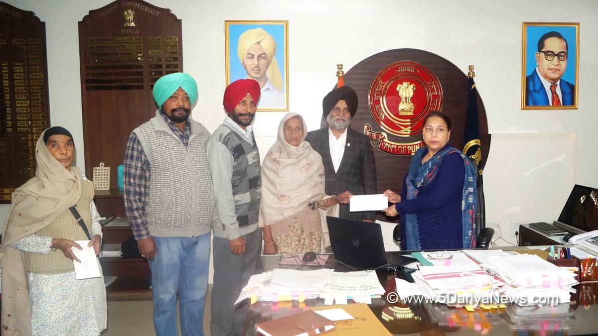 DC Mansa, Deputy Commissioner Mansa, Baldeep Kaur, Armed Forces Flag Day, Sainik Welfare Department, Armed Forces Flag