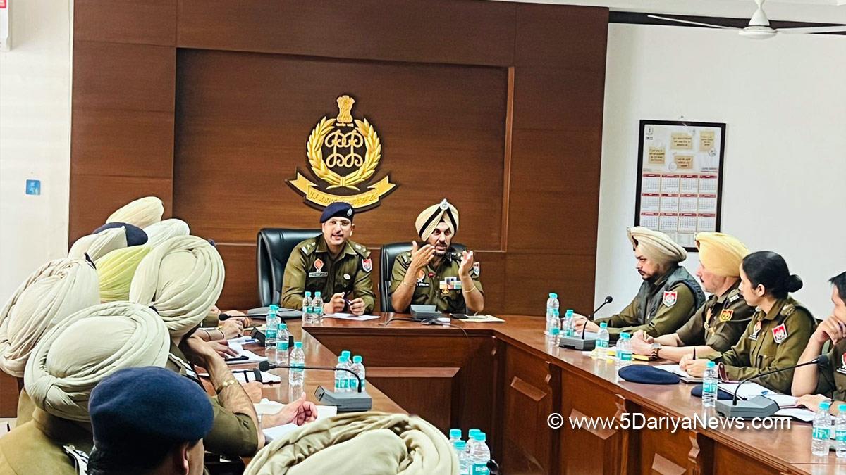 Punjab Police, Police, Gurpreet Singh Bhullar, Dr. Sandeep Kumar Garg, S.A.S. Nagar, Mohali Police