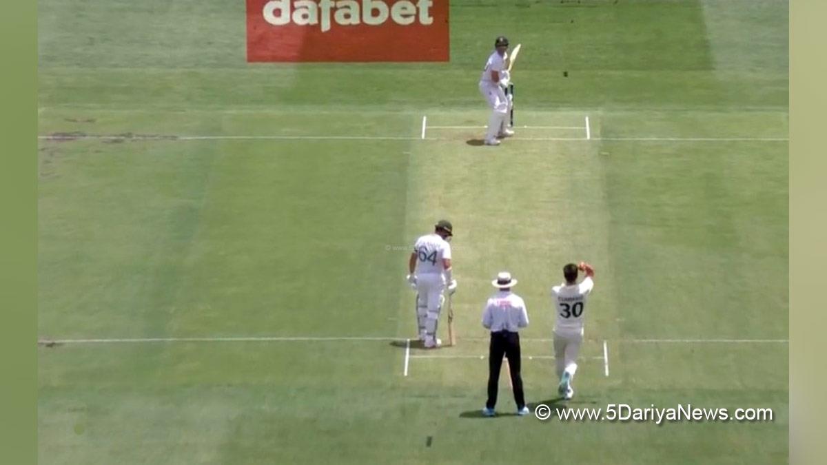 Sports News, Cricket, Cricketer, Player, Bowler, Batsman, Australia, South Africa, Australia Vs South Africa, Test Series, 1st Test, Dean Elgar, Matthew Hayden, Ricky Ponting, Pat Cummins