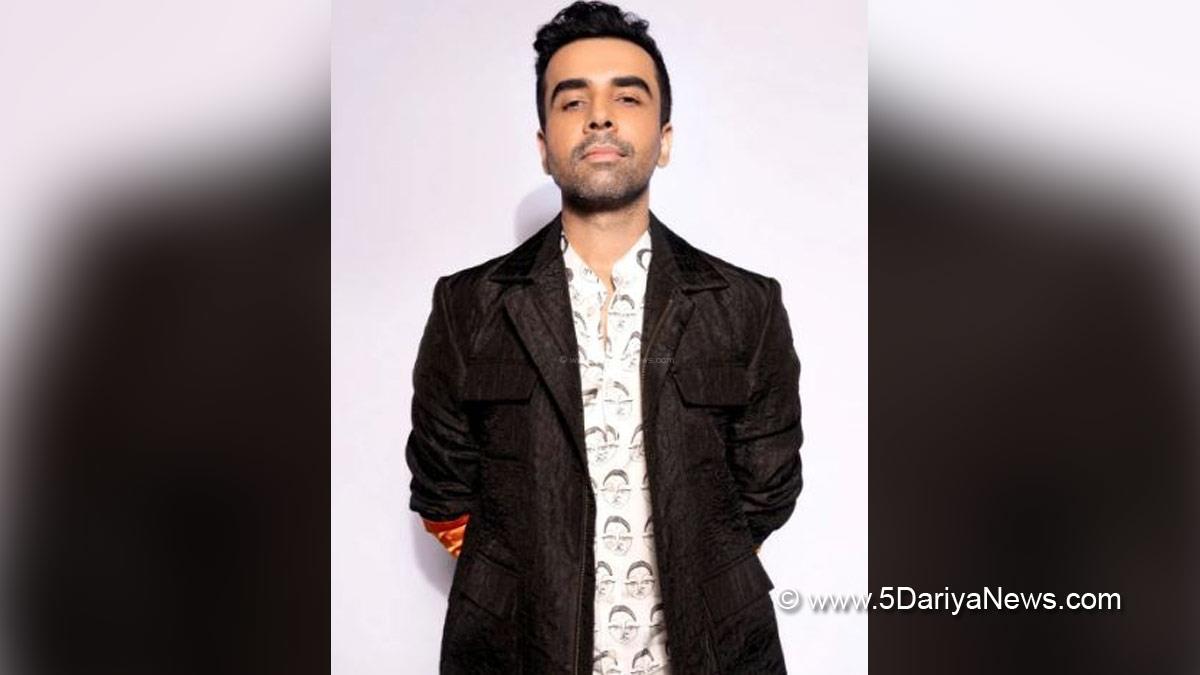 Web Series, Entertainment, Mumbai, Actress, Actor, Mumbai News, Pitchers, Pitchers 2, Naveen Kasturia