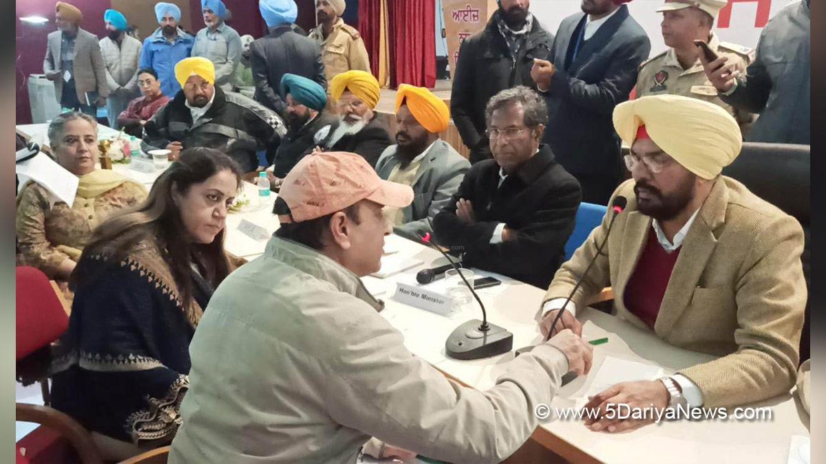 Kuldeep Singh Dhaliwal, AAP, Aam Aadmi Party, Aam Aadmi Party Punjab, AAP Punjab, Government of Punjab, Punjab Government, Senu Duggal, NRI Punjabiyan Naal Milni,ISF College, Moga 