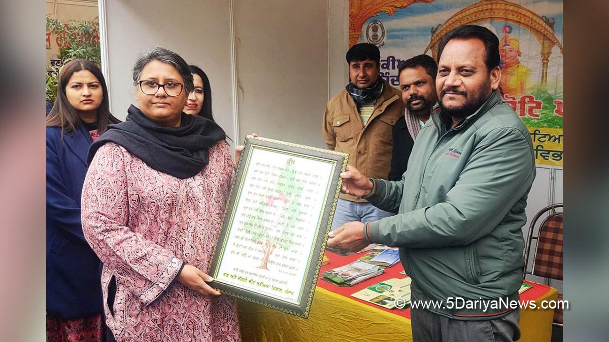 DC Fatehgarh Sahib, Parneet Shergill, Fatehgarh Sahib, Deputy Commissioner Fatehgarh Sahib 