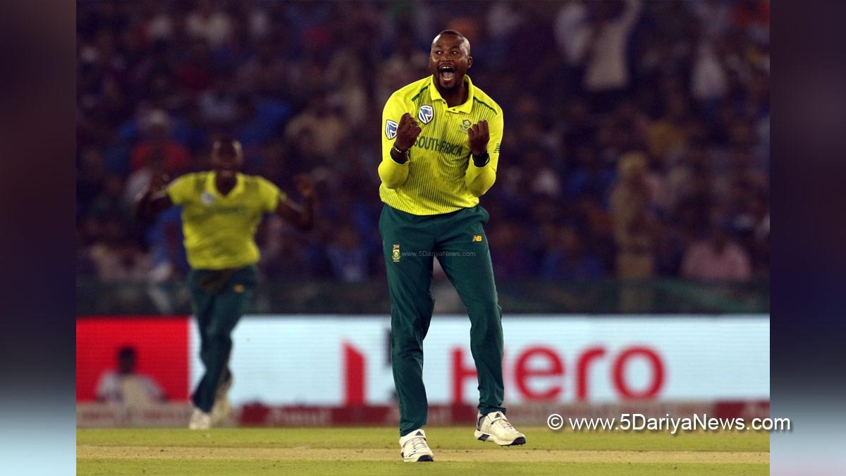 Sports News, Cricket, Cricketer, Player, Bowler, Batsman, Paarl Royals, Andile Phehlukwayo, SA20, SA20 League