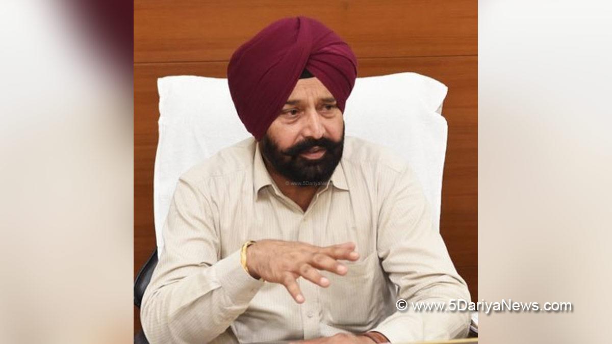 Fauja Singh Sarari, AAP, Aam Aadmi Party, Aam Aadmi Party Punjab, AAP Punjab, Government of Punjab, Punjab Government, Fauja Singh Sarari Resign, Fauja Singh Resign
