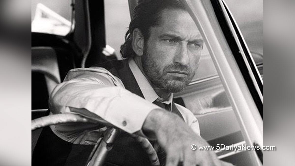 Hollywood, Mumbai, Actress, Actor, Cinema, Movie, Gerard Butler, Plane
