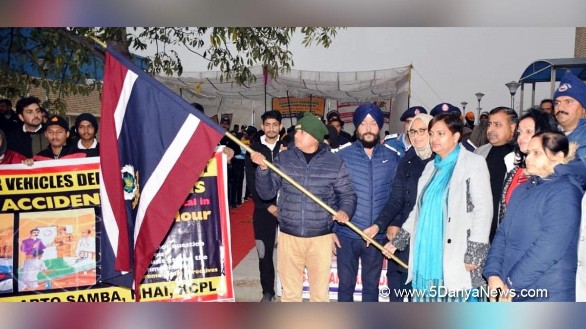 Samba, Deputy Commissioner Samba, Anuradha Gupta, Kashmir, Jammu And Kashmir, Jammu & Kashmir, District Administration Samba, Road Safety Week