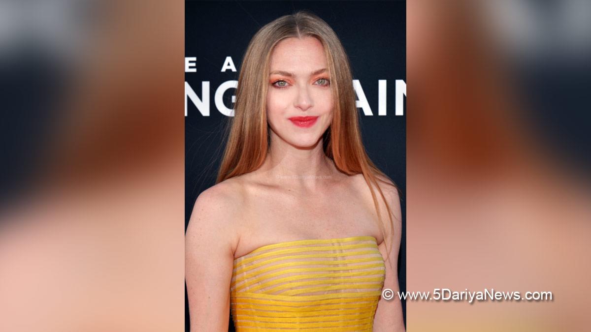 Hollywood, Los Angeles, Actress, Actor, Cinema, Movie, Amanda Seyfried, Critics Choice Award, CCA, Critics Choice Award 2023, CCA 2023