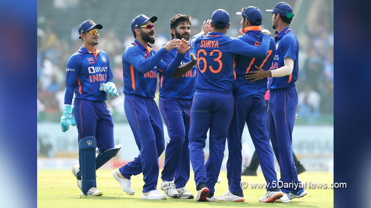 Sports News, Cricket, Cricketer, Player, Bowler, Batsman, 2nd ODI, New Zealand Vs India, India, New Zealand